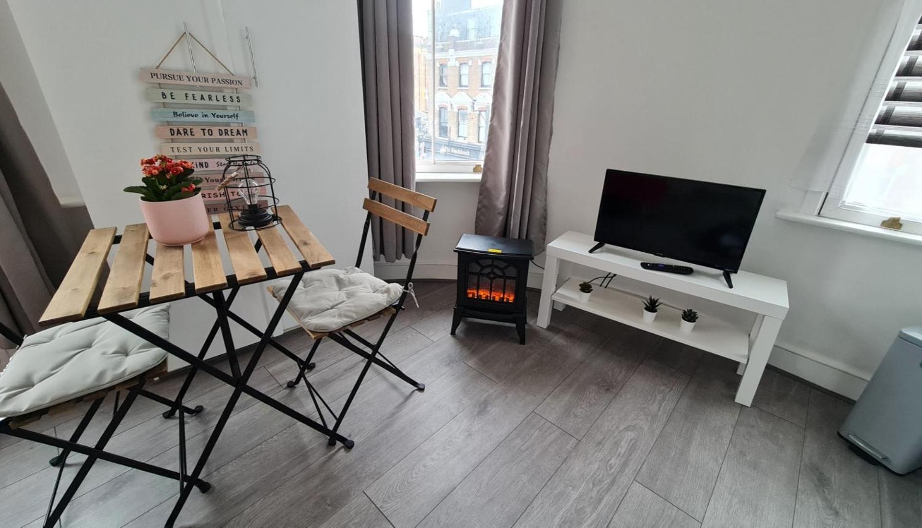 Cosy Studio With Kitchenette And Private Bathroom - 15Mins To Central London! Exteriér fotografie