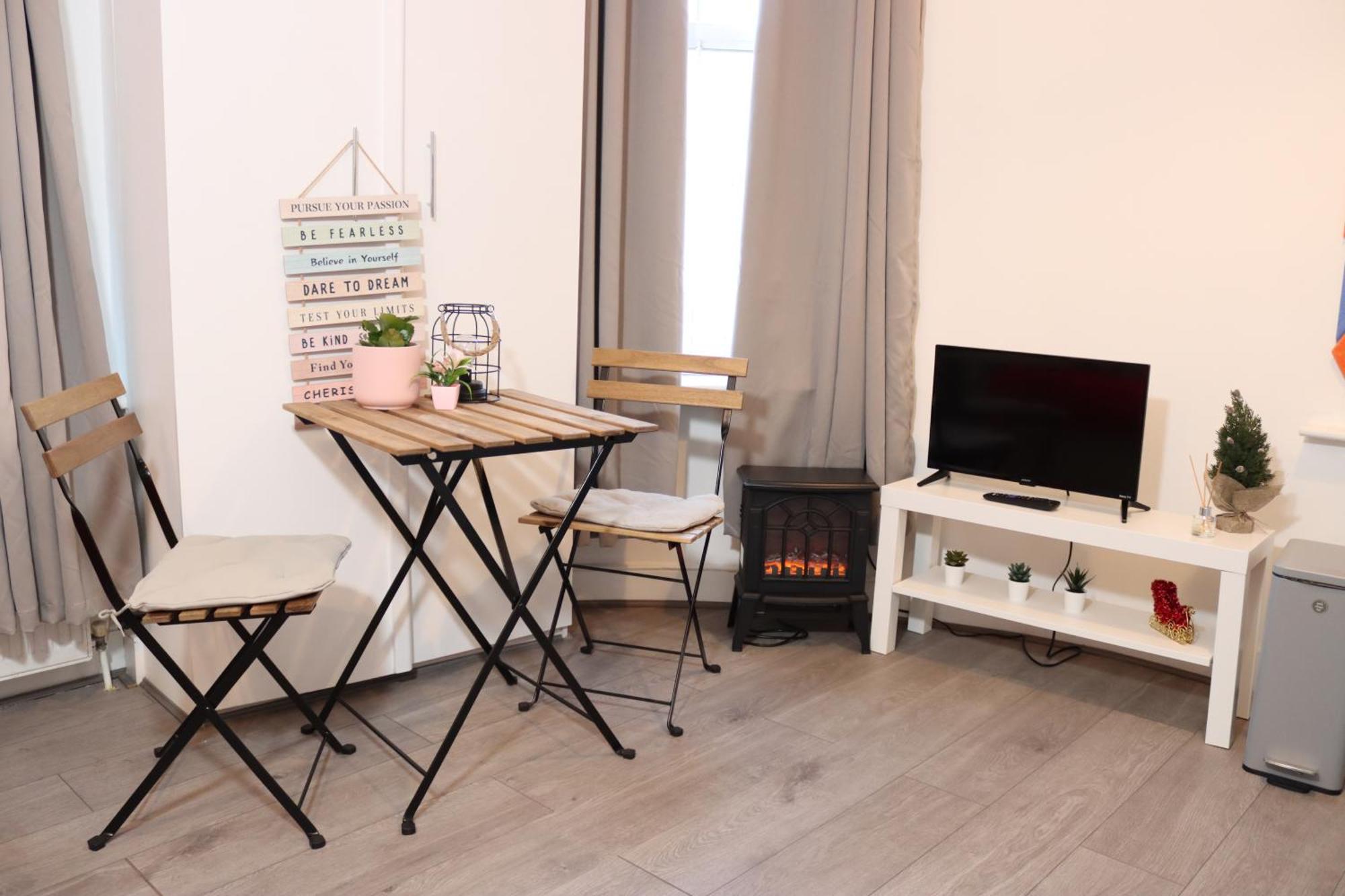 Cosy Studio With Kitchenette And Private Bathroom - 15Mins To Central London! Exteriér fotografie